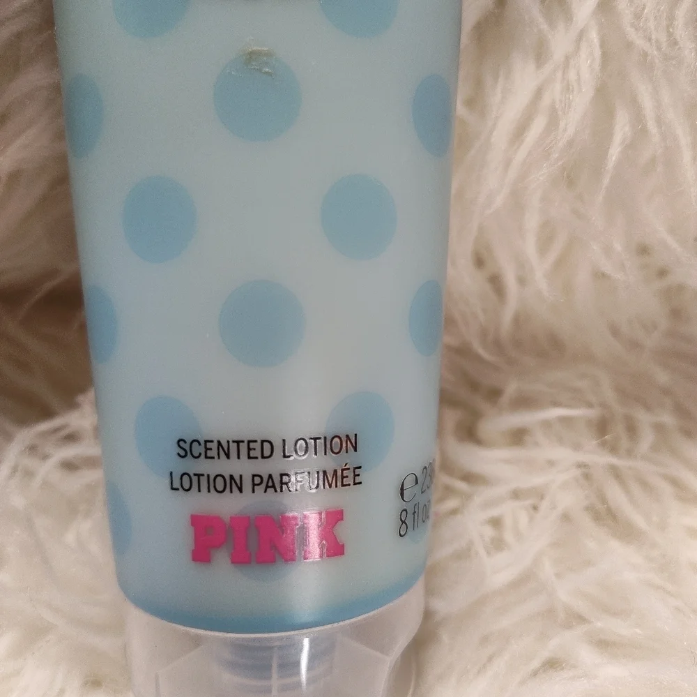 PINK Cool and Bright Body Lotion 8 fl oz NWT - Picture 2 of 4